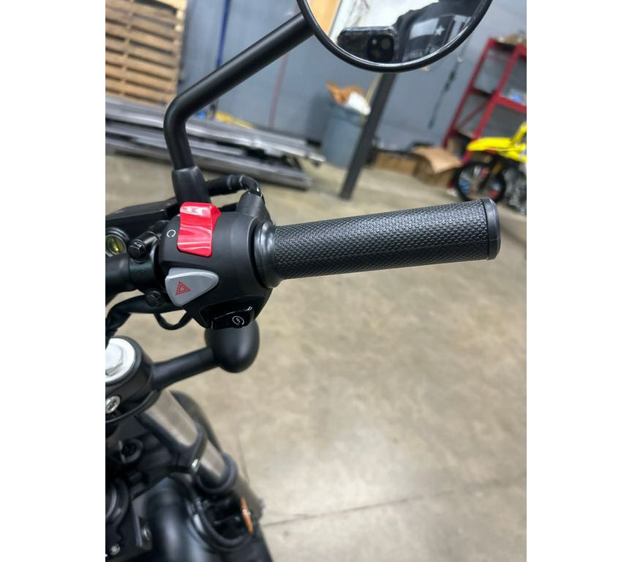 2026 Honda Rebel® 300 E-Clutch