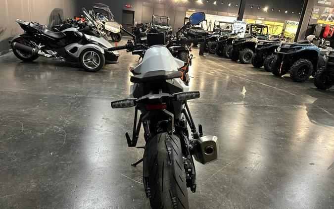 2027 KTM 990 Duke
