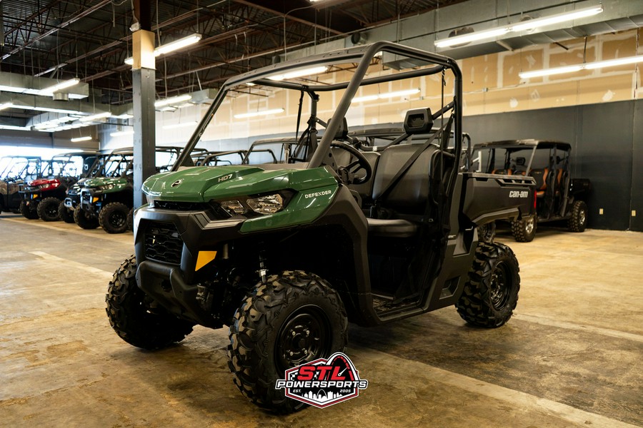 2025 Can-Am Defender HD7
