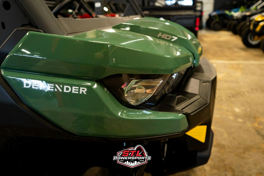 2025 Can-Am Defender HD7