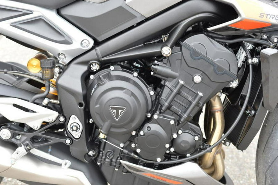 2025 Triumph Street Triple 765 RS Silver Ice