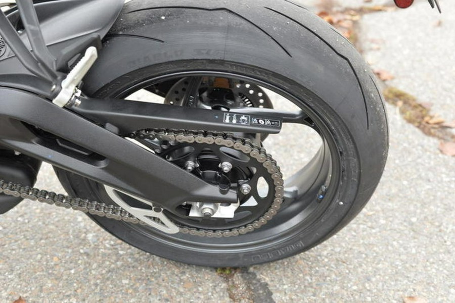 2025 Triumph Street Triple 765 RS Silver Ice