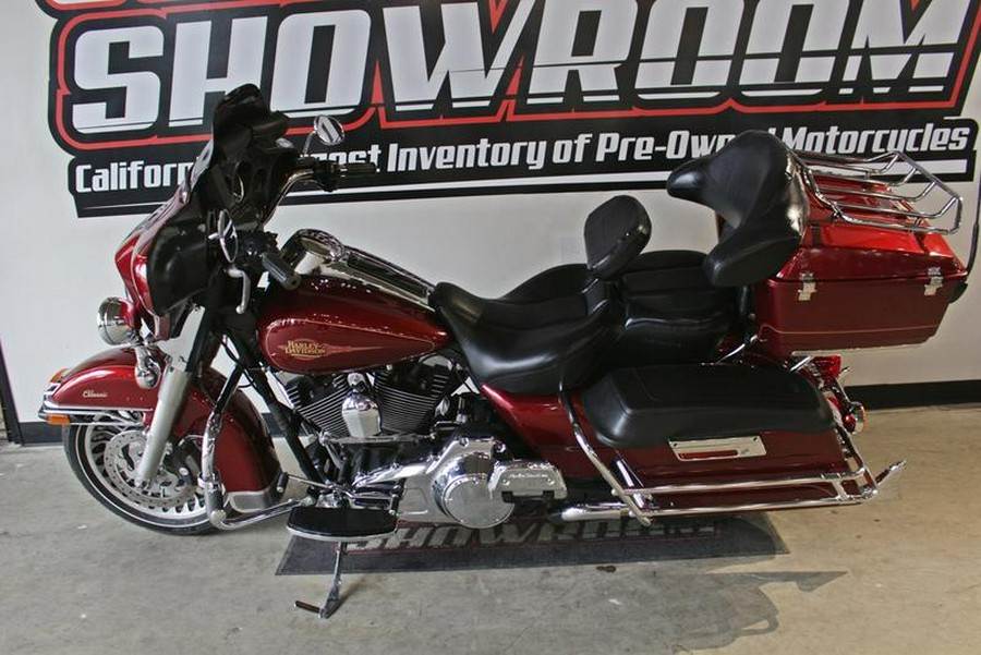 2010 Harley-Davidson® FLHTC - Electra Glide® Classic