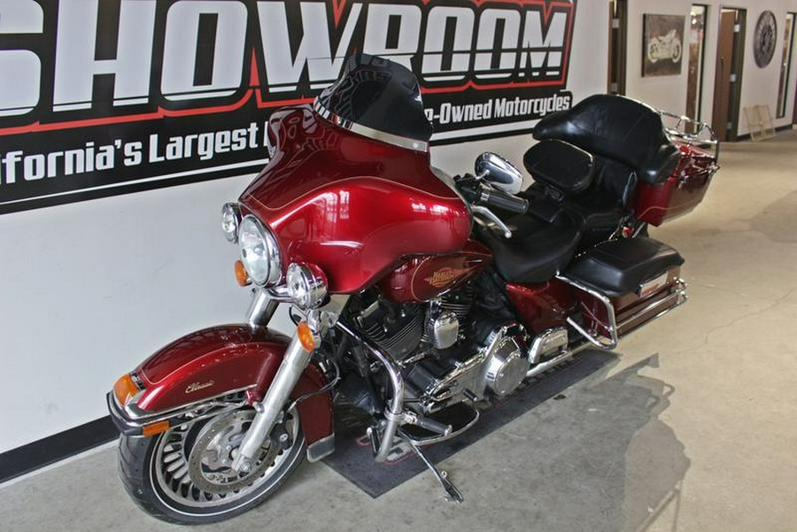 2010 Harley-Davidson® FLHTC - Electra Glide® Classic