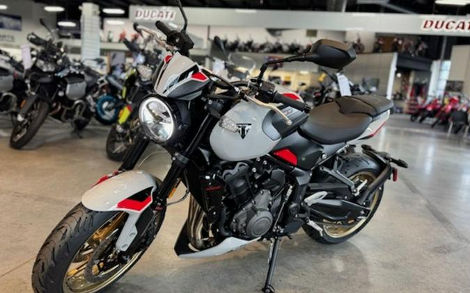 2026 Triumph Trident 800