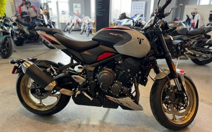 2026 Triumph Trident 800