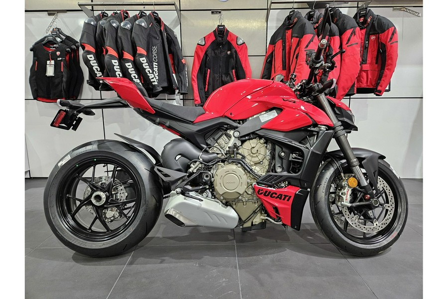 2024 Ducati STREETFIGHTER V4