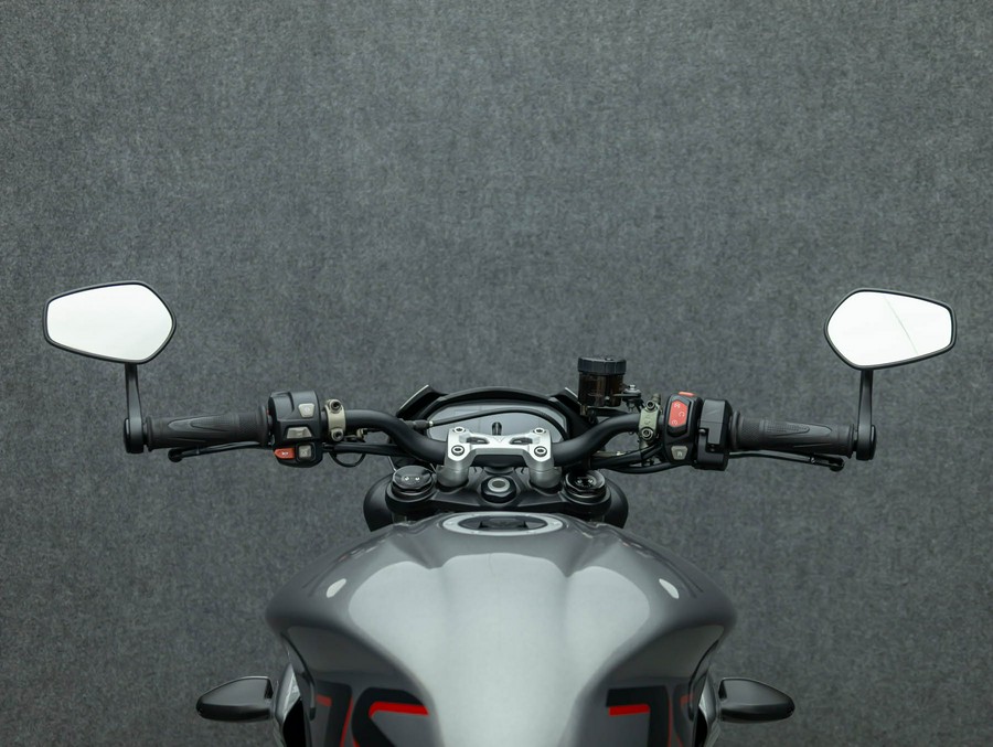 2022 TRIUMPH STREET TRIPLE 765 RS W/ABS