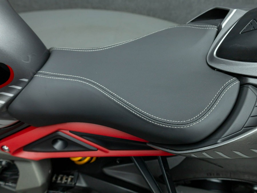 2022 TRIUMPH STREET TRIPLE 765 RS W/ABS