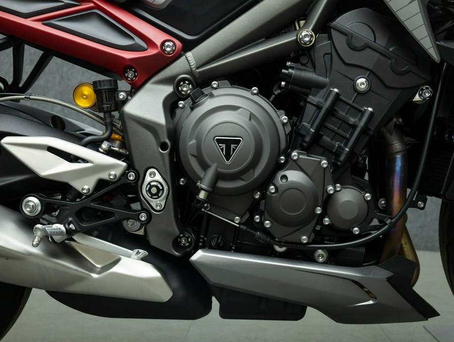2022 TRIUMPH STREET TRIPLE 765 RS W/ABS