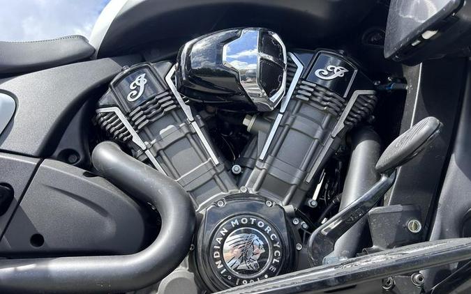 2024 Indian Motorcycle® Pursuit® Dark Horse® w/PowerBand Audio Pkg Icon Ghost White Metallic Smoke