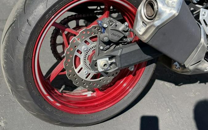 2024 Kawasaki Z900 ABS Candy Persimmon Red/Ebony ABS Metallic Spark BlackMetallic Matte Dark Gray