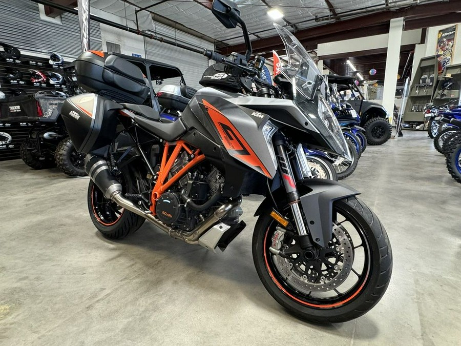 2017 KTM 1290 Super Duke GT