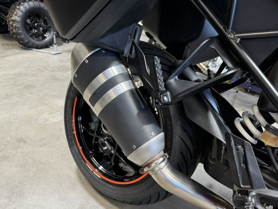 2017 KTM 1290 Super Duke GT