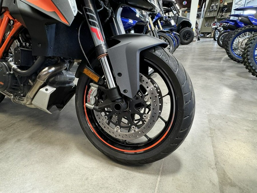 2017 KTM 1290 Super Duke GT