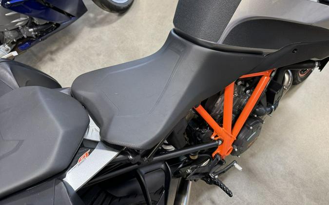 2017 KTM 1290 Super Duke GT