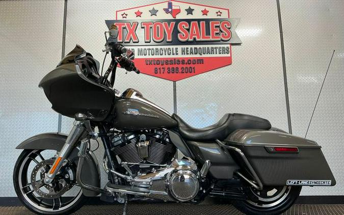 2019 Harley-Davidson Road Glide Base