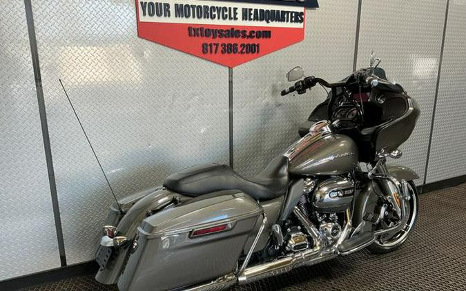 2019 Harley-Davidson Road Glide Base