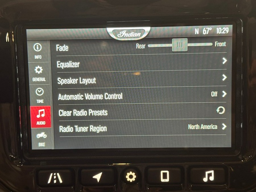 2026 Indian Motorcycle® Chieftain® PowerPlus 112 Dark Horse® with PowerBand Audio Package