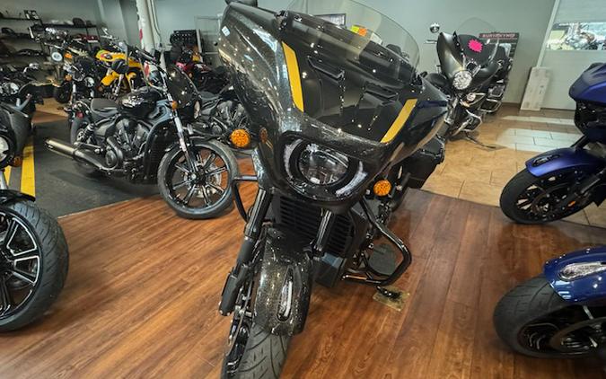 2026 Indian Motorcycle® Chieftain® PowerPlus 112 Dark Horse® with PowerBand Audio Package