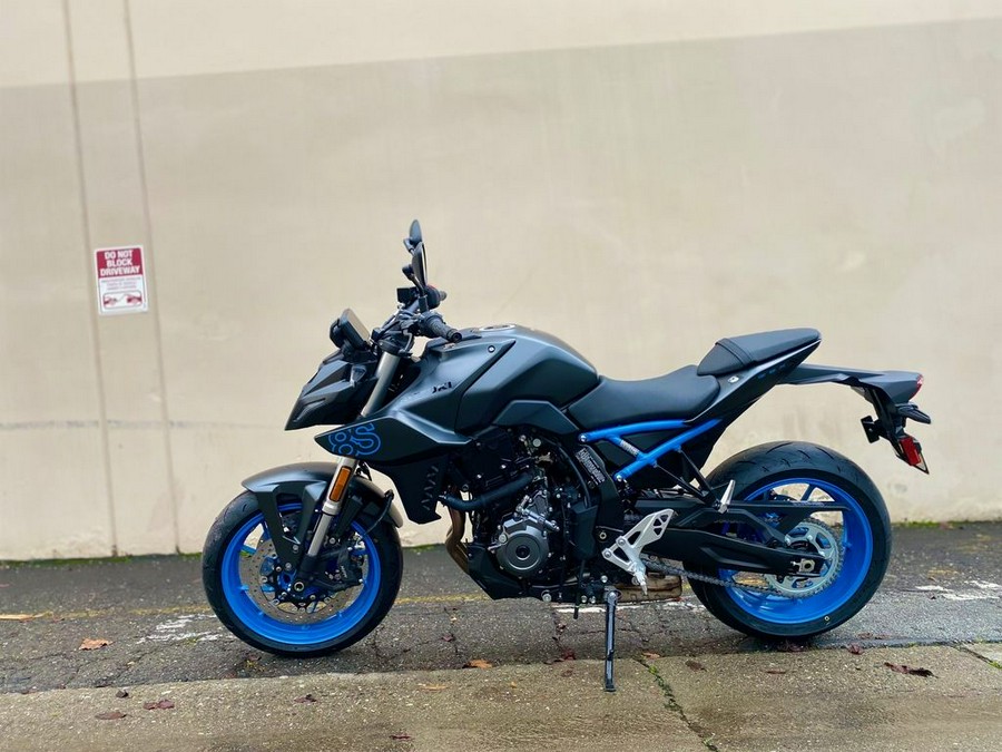 2024 Suzuki GSX-8S