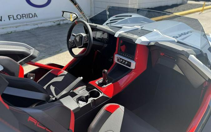 2024 Polaris Slingshot SLINGSHOT ROUSH Edition Manual