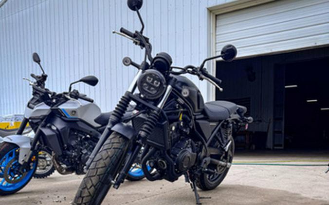 2025 Honda SCL 500