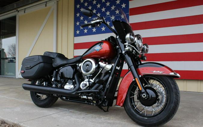 2025 Harley-Davidson® FLHC - Heritage Classic