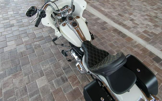 2018 Harley-Davidson® FXLR - Softail® Low Rider®