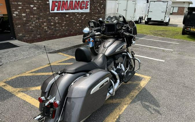 2019 Indian Motorcycle® Chieftain® Steel Gray