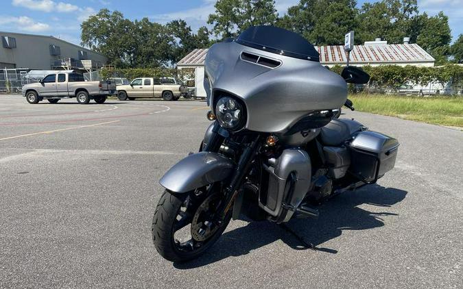 2019 Harley-Davidson® FLHTKSE - CVO™ Limited