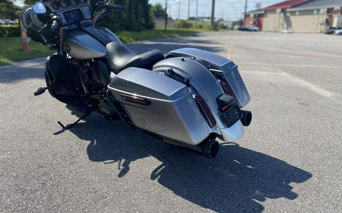 2019 Harley-Davidson® FLHTKSE - CVO™ Limited