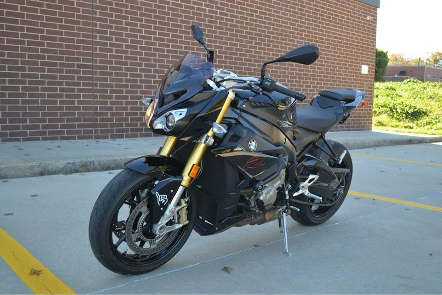 2019 BMW S 1000 R Black Storm Metallic