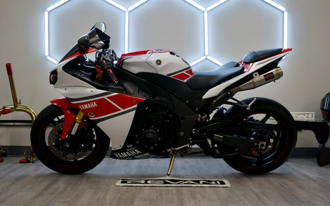 2012 Yamaha YZF-R1