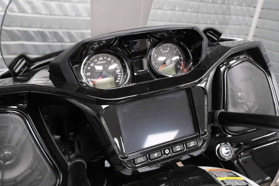 2025 INDIAN MOTORCYCLE PURSUIT DARK HORSE WITH 112 AND POWERBAND AUDIO PACKAGE