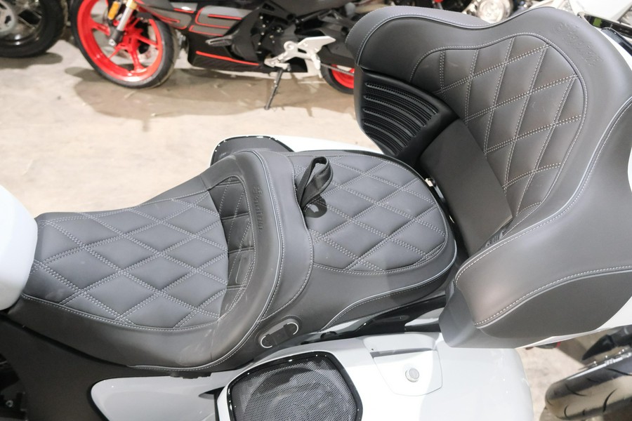 2025 INDIAN MOTORCYCLE PURSUIT DARK HORSE WITH 112 AND POWERBAND AUDIO PACKAGE