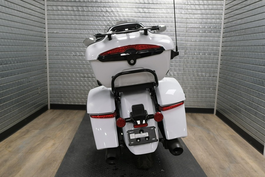 2025 INDIAN MOTORCYCLE PURSUIT DARK HORSE WITH 112 AND POWERBAND AUDIO PACKAGE