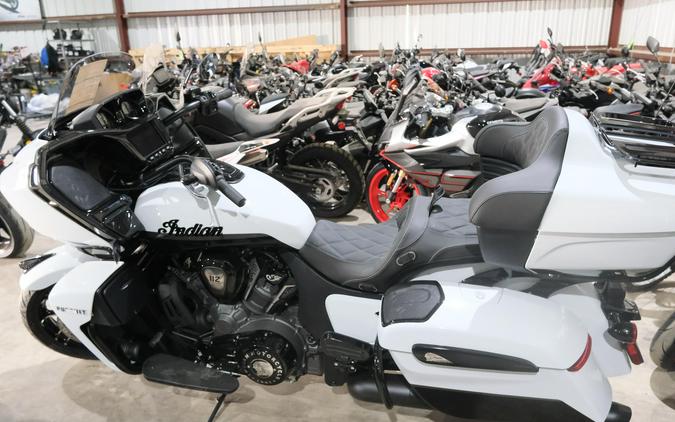 2025 INDIAN MOTORCYCLE PURSUIT DARK HORSE WITH 112 AND POWERBAND AUDIO PACKAGE