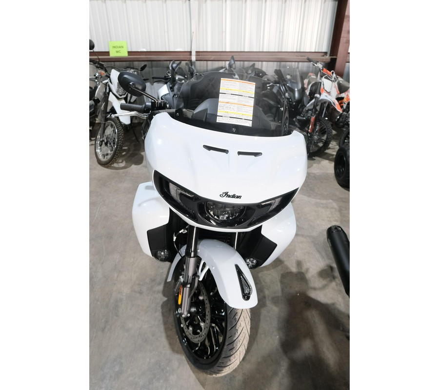 2025 INDIAN MOTORCYCLE PURSUIT DARK HORSE WITH 112 AND POWERBAND AUDIO PACKAGE