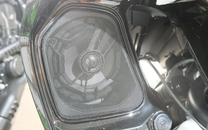 2025 INDIAN MOTORCYCLE PURSUIT DARK HORSE WITH 112 AND POWERBAND AUDIO PACKAGE