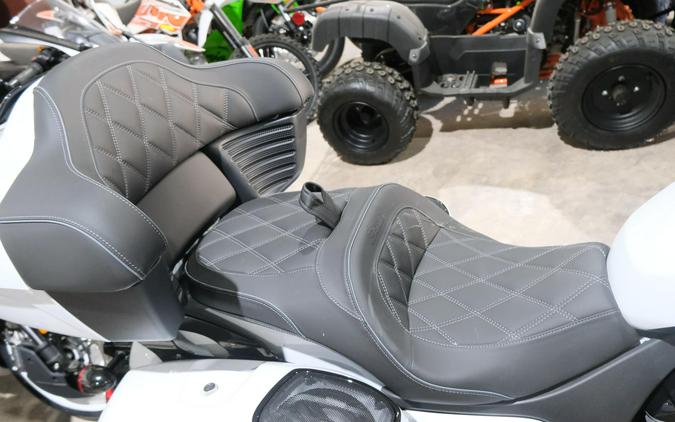 2025 INDIAN MOTORCYCLE PURSUIT DARK HORSE WITH 112 AND POWERBAND AUDIO PACKAGE