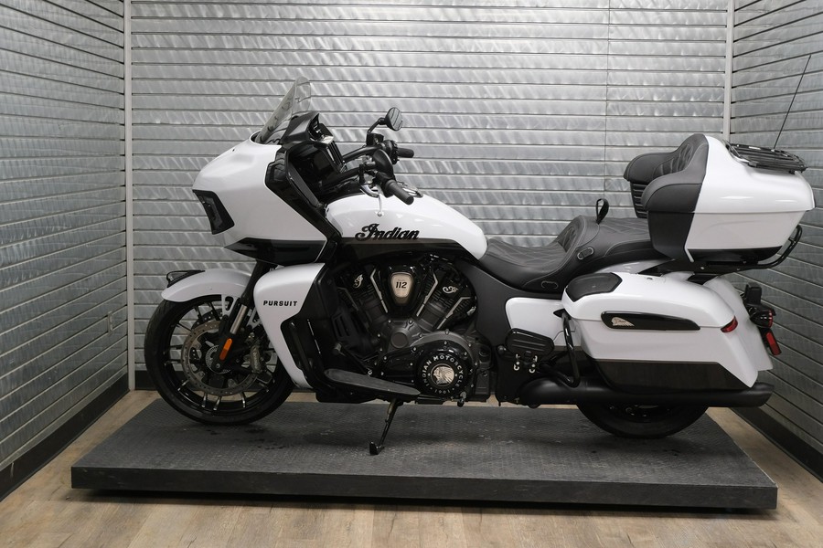 2025 INDIAN MOTORCYCLE PURSUIT DARK HORSE WITH 112 AND POWERBAND AUDIO PACKAGE