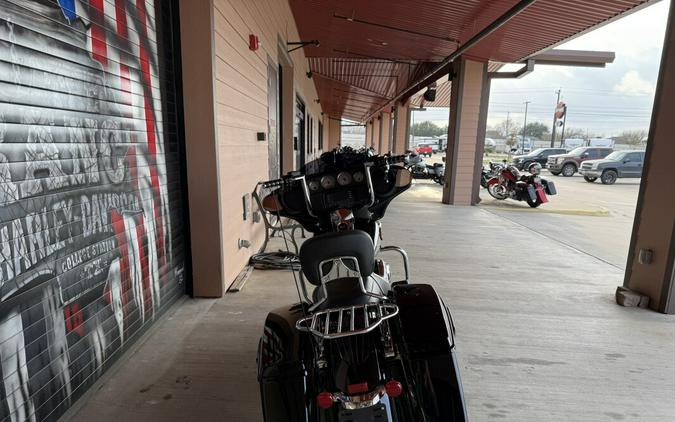 2016 Harley-Davidson® Street Glide® Special Vivid Black