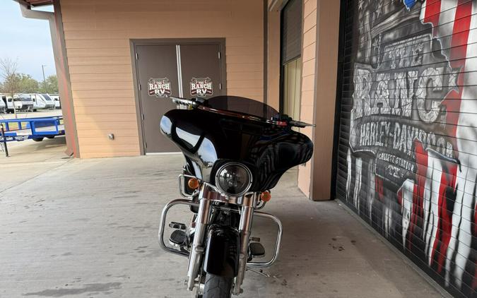 2016 Harley-Davidson® Street Glide® Special Vivid Black