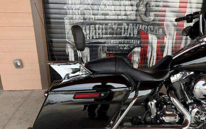 2016 Harley-Davidson® Street Glide® Special Vivid Black