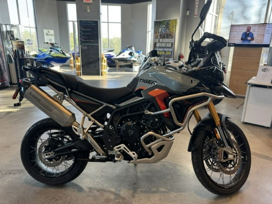 2026 TRIUMPH Tiger 900 Desert Edition