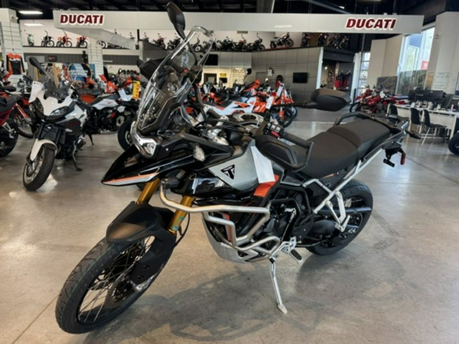 2026 TRIUMPH Tiger 900 Desert Edition