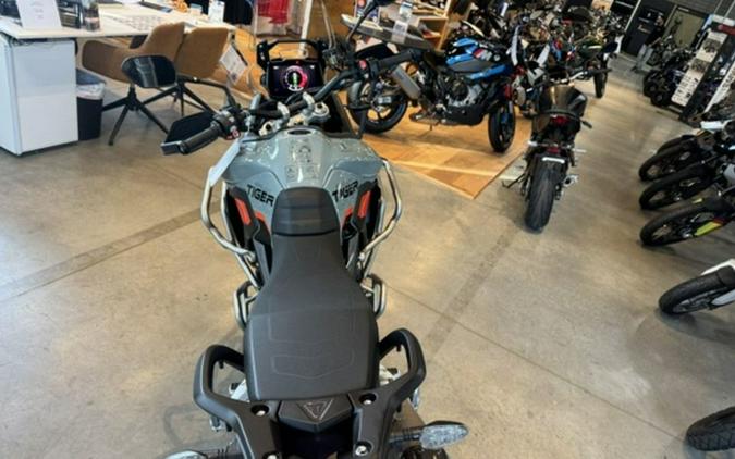 2026 TRIUMPH Tiger 900 Desert Edition