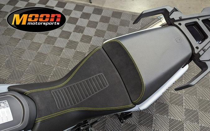 2024 Husqvarna Norden 901