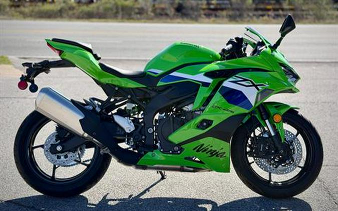 2026 Kawasaki Ninja® ZX™-4RR ABS
